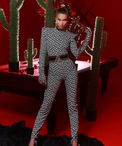 Shopalbina2022 Seamless Pattern Jumpsuit & Cape