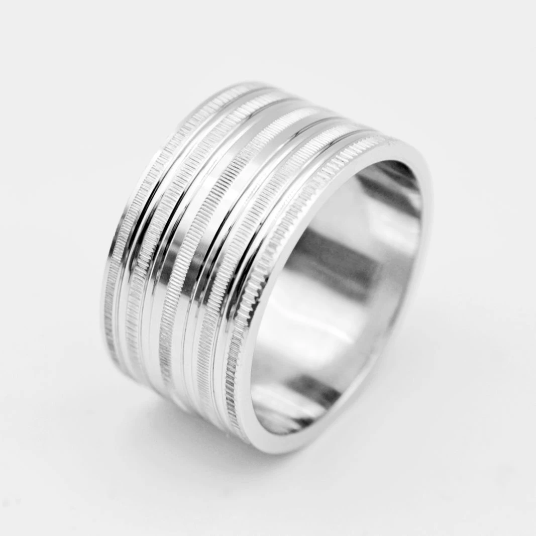 Shopalbina2022 Wide Ring With Lines Accessories 3 Shopalbina2022 Wide Ring With Lines Accessories