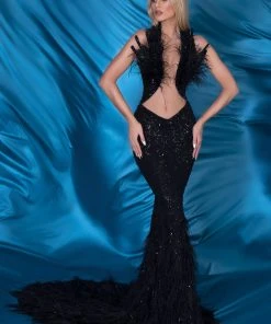 ALBINA DYLA Sales 2022 55 Shopalbina2022 Sleeveless Black Feathered Dress ALBINADYLA X IVY SHOWROOM